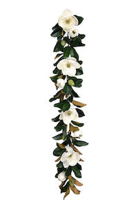 Homeware: Southern Magnolia Garland