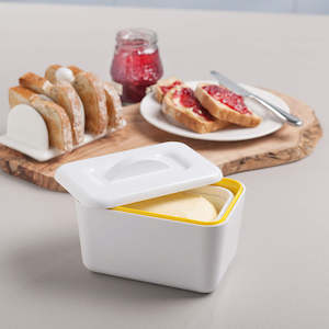 Kitchenware: Zeal Butter Box Bright