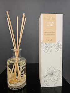 Vanilla & Sea Salt Reed Diffuser