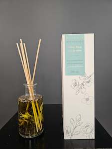 White Rose & Jasmine Reed Diffuser