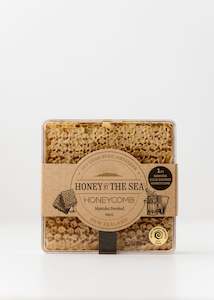 Cold Mānuka-Smoked Honeycomb