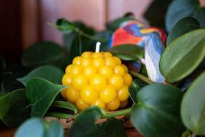 Round Bubble Beeswax Candle – 5 cm high