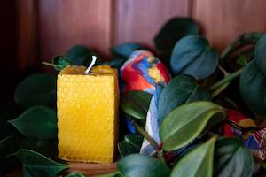 Honey manufacturing - blended: Square Beeswax Candle – 7.5 cm high