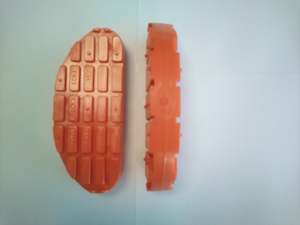 Hoof Blocks: TP Large ORANGE       GST No. 61429522