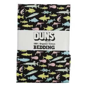 Internet only: Fish Bedding (Black)