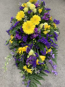 Casket Spray – Funeral Arrangement