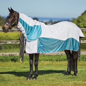 Sporting equipment: Kool Coat Cotton Airstream - White/Turquoise/Pink