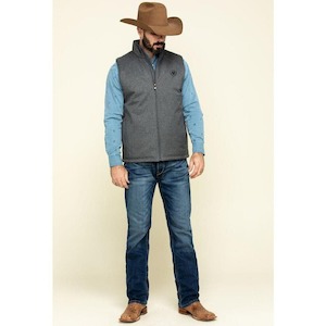 Sporting equipment: Ariat Men's Team Vest