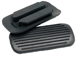 Sporting equipment: Zilco Stirrup Treads 2 Bar