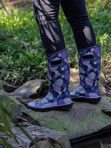 Sporting equipment: Bogs Rainboot Le Jardin