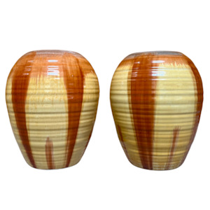 Shelly Vase Pair