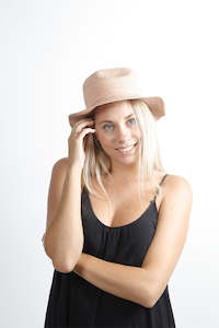 Swimwear: Dede Hat