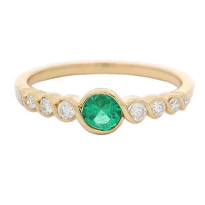 Emerald and Diamond Dress Ring 0.20ct tw