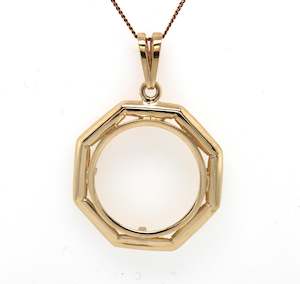 9K YG OCTAGONAL FULL SOVEREIGN PENDANT MOUNT