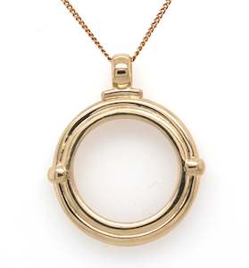 Gold Pendants: Half Sovereign Pendant