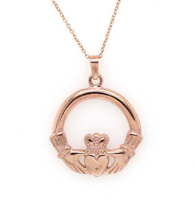 Circle Claddagh Pendant