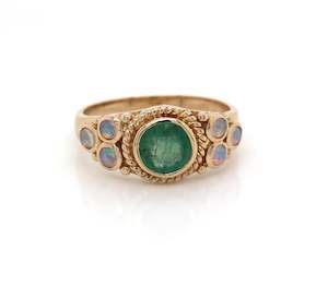 Vintage Art Deco: Antique 7-Stone Ring