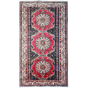 Hand-knotted Wool Tribal Persian Wool Bakhtiari Rug 167cm x 302cm