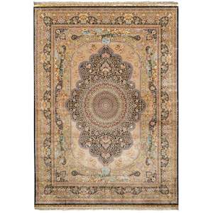 Carpet: Hand-knotted Traditional Silk Rug 274cm x 371cm