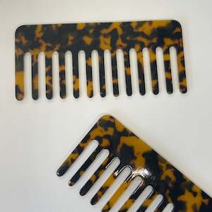 Hair Brush Combs: Brown Wide Tooth Comb