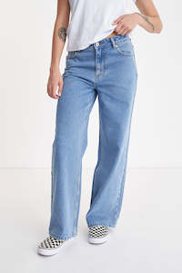 WMNS BAGGY DENIM JEAN MID WASH