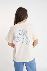 Womens T Shirts: CLASSIC TEE 170/NU BOMBE ECRU