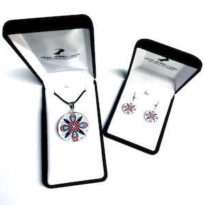 White Round Ornament Pendant & Earring Set