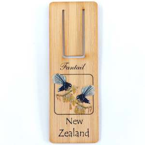 G035 Bookmark - Fantail