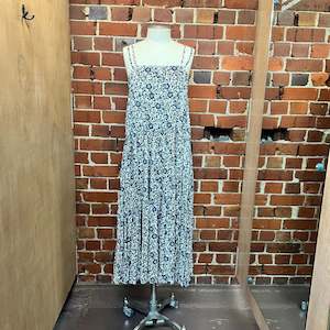 Second hand clothing: CHRISTIE DAWN summer dress