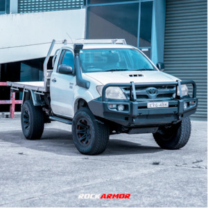 ROCKARMOR STEEL ROCKSLIDER SIDE STEPS TO SUIT TOYOTA HILUX N70 2005-2015 Single Cab