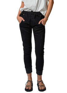 Active Jeans | Jet Black