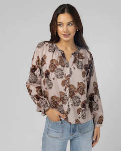 Connie Blouse | Blush Hydrangea