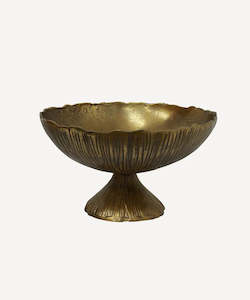 Homewares: Petal Bowl on Small Stand