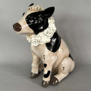 Homewares: Cow with Laurel