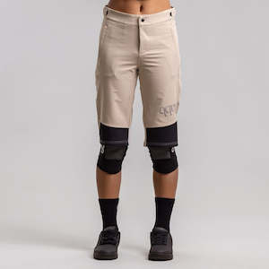 Traverse Ride Short - Women's OAT