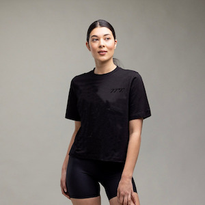 Clothing wholesaling: Script Box Tee Women's BLACK