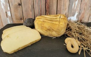 Cheese: Smoked Provola Napolitana 500g