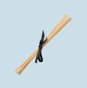 Wholesale trade: Natural Rattan Reed Diffuser Sticks - 3mm x 250mm - Illumina Candle Supplies