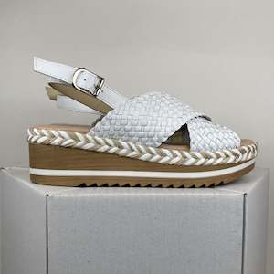 Sandals: Sasha Weave Storm blanco