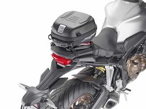 Givi Tank Bag Tank Lock: Givi S430 Seatlock base