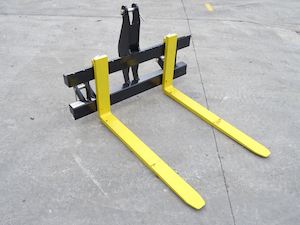 3 Point Linkage Pallet Forks 1.2m  2500KG