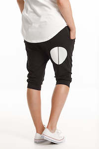 3/4 Apartment Pants -Black w White/Grey Circle