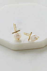 Sierra Earrings - Pearl