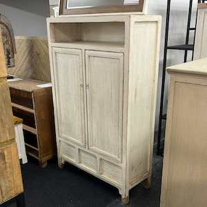 Furniture: Whitewash Rustic Cabinet