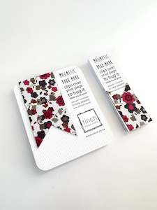 Magnetic bookmark - crimson floral