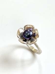 Design services: Cultured Black Pearl & Sterling Silver Ring (CI-21)