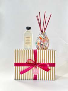 Waterlily Vase & Fig Scent Diffuser gift set bundle - top seller!