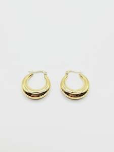 Furniture: Gold Crescent Moon Earrings