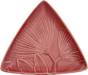 Furniture: Triangle Plate - Pohutakawa