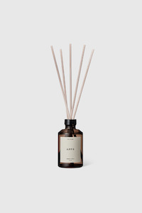 Clothing: Reed Diffuser - Oakmoss & Amber